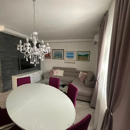 Apartamento J&j With Swimming Pool *
